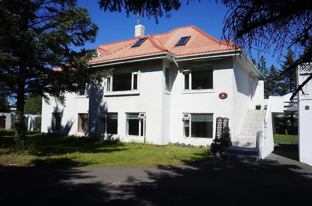 Laugabjarg-1
